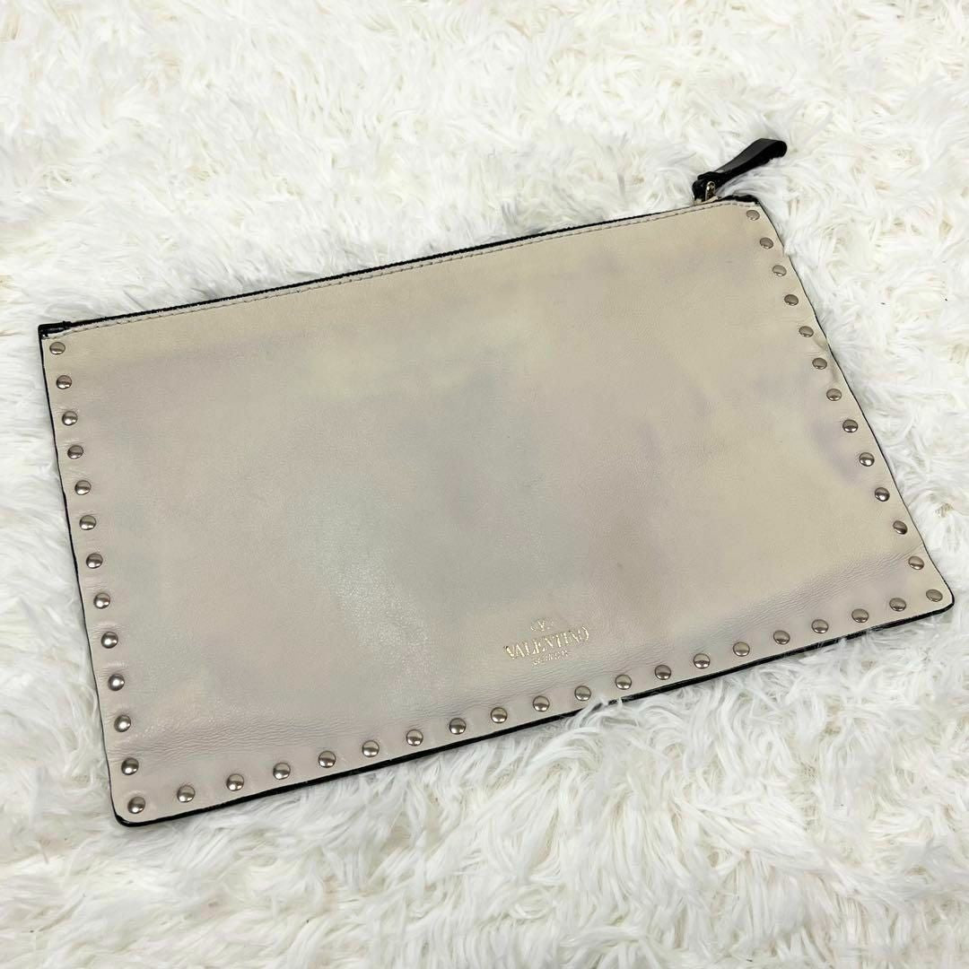 VALENTINO Garavani Rock Stud Black White Leather Clutch Hand Bag Excellent