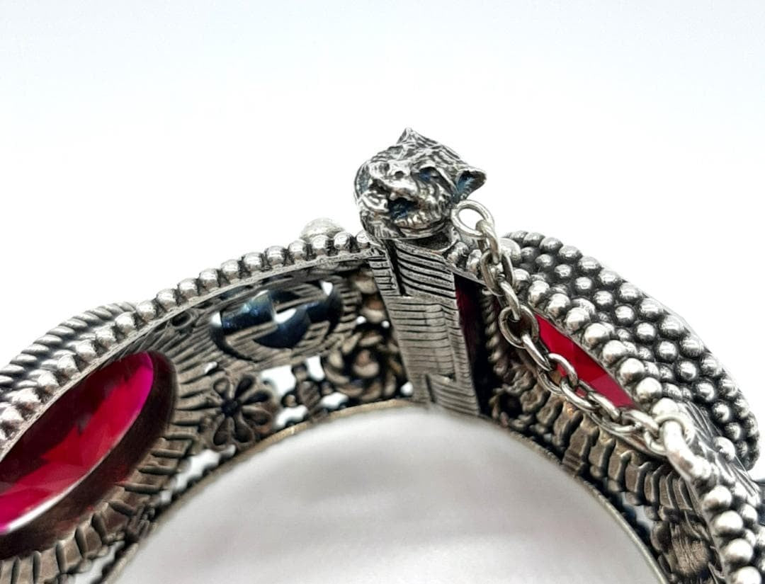 Gucci Sterling Silver 925 Interlocking GG Logo Red Gemstone Cat Head Bracelet
