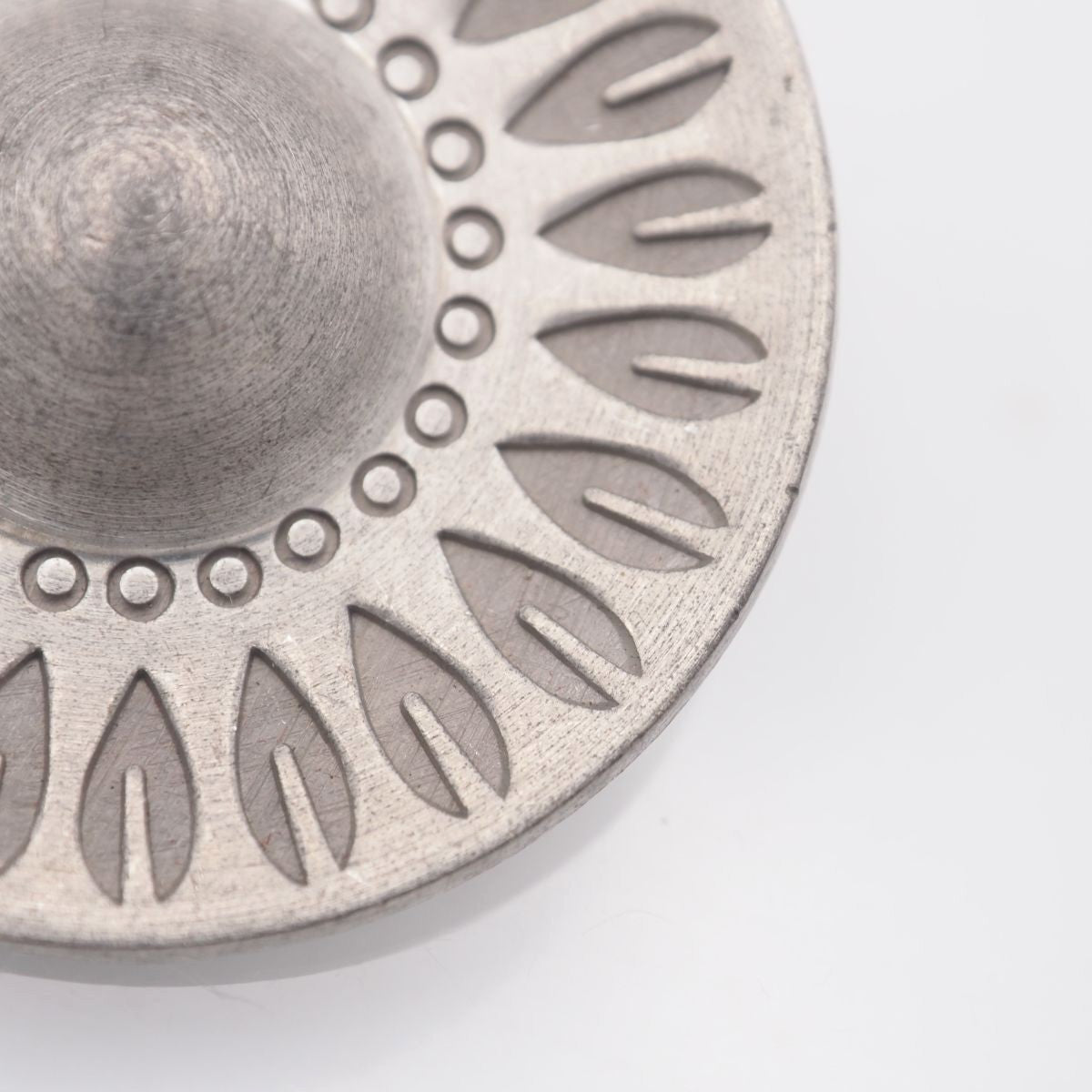 JORGEN JENSEN Pewter Brooch Round Leaf Design Silver Color Denmark 39.5mm Pin