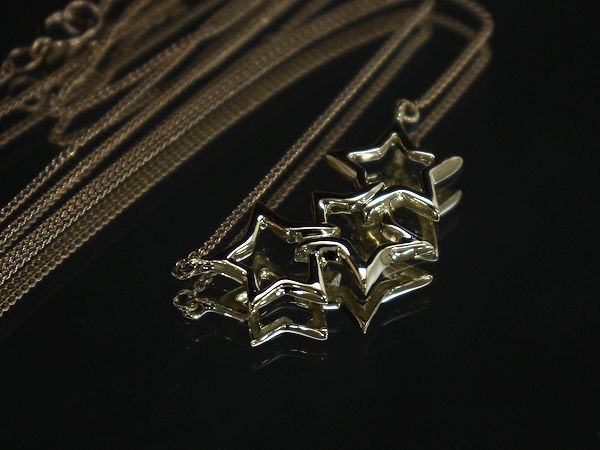 Excellent Tiffany & Co Yellow Gold 18K Triple Star Necklace L 46cm 18in Auth