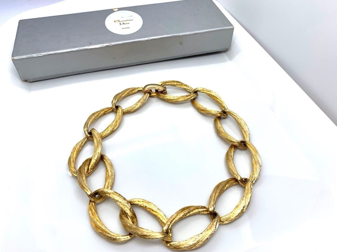 Vintage 1973s Christian Dior Large Oval Link Gold Tone Necklace Choker With Box