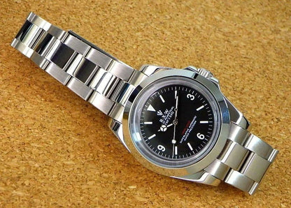 R.X.W Solid Perpetual EXP I EVO Red Depth Vintage Analog Automatic