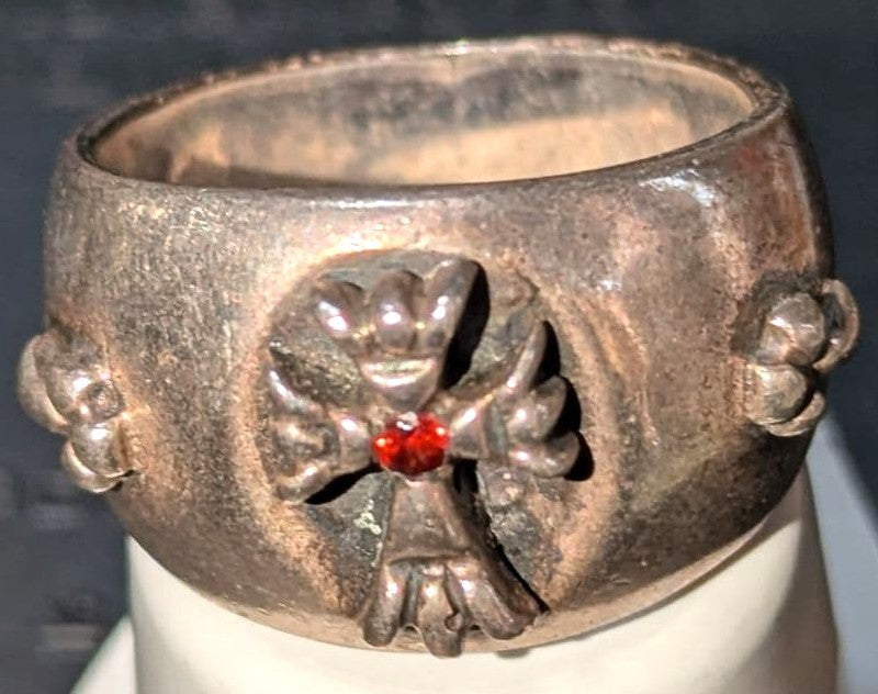 A&G Rare Silver Ring Red Ruby Stone Floral Eagle Motif Wide Band Vintage US9