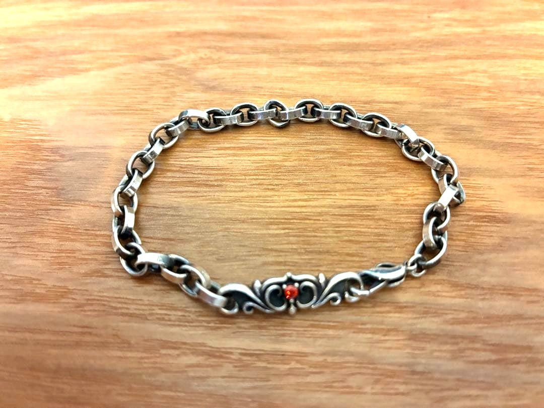 DEAL DESIGN 925 Sterling Silver Chain Bracelet Red Stone Scrollwork Used Japan