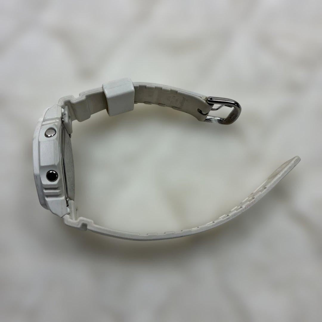 CASIO G-SHOCK GA-2100VA Analog Digital Watch White Resin Case 45mm Octagon Light