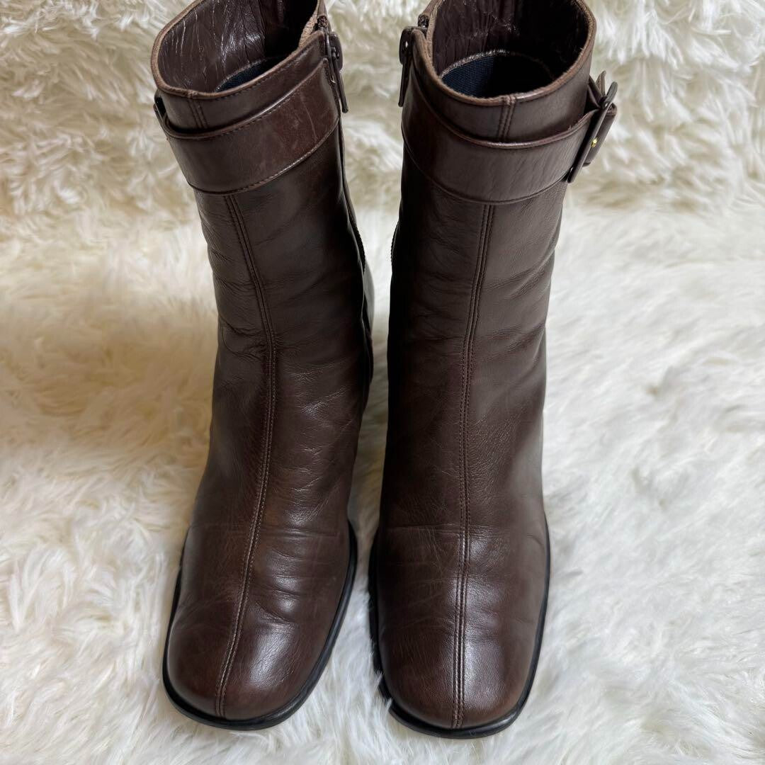 Yves Saint Laurent Brow Leather Side Zipp Short Boots Women Size 35.5 US 5.5