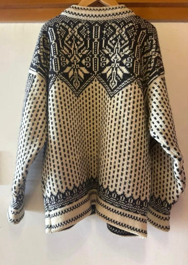 DALE OF NORWAY Vintage Nordic Wool Cardigan Sweater Silver Button Women L
