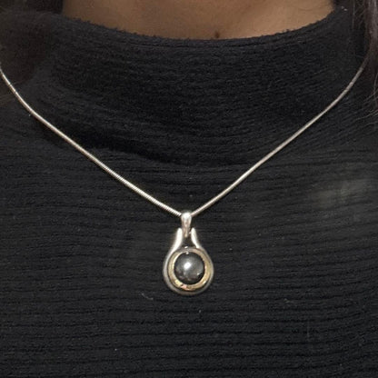 Tiffany & Co 1999 Hematite Silver 925 & 18K Gold 750 Wire Necklace Pendant Used