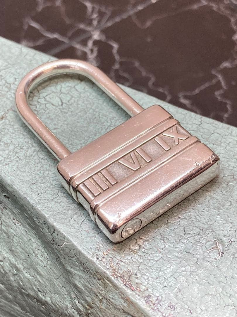 Rare Tiffany & Co ATLAS Padlock Silver 925 Key Ring Charm Authentic