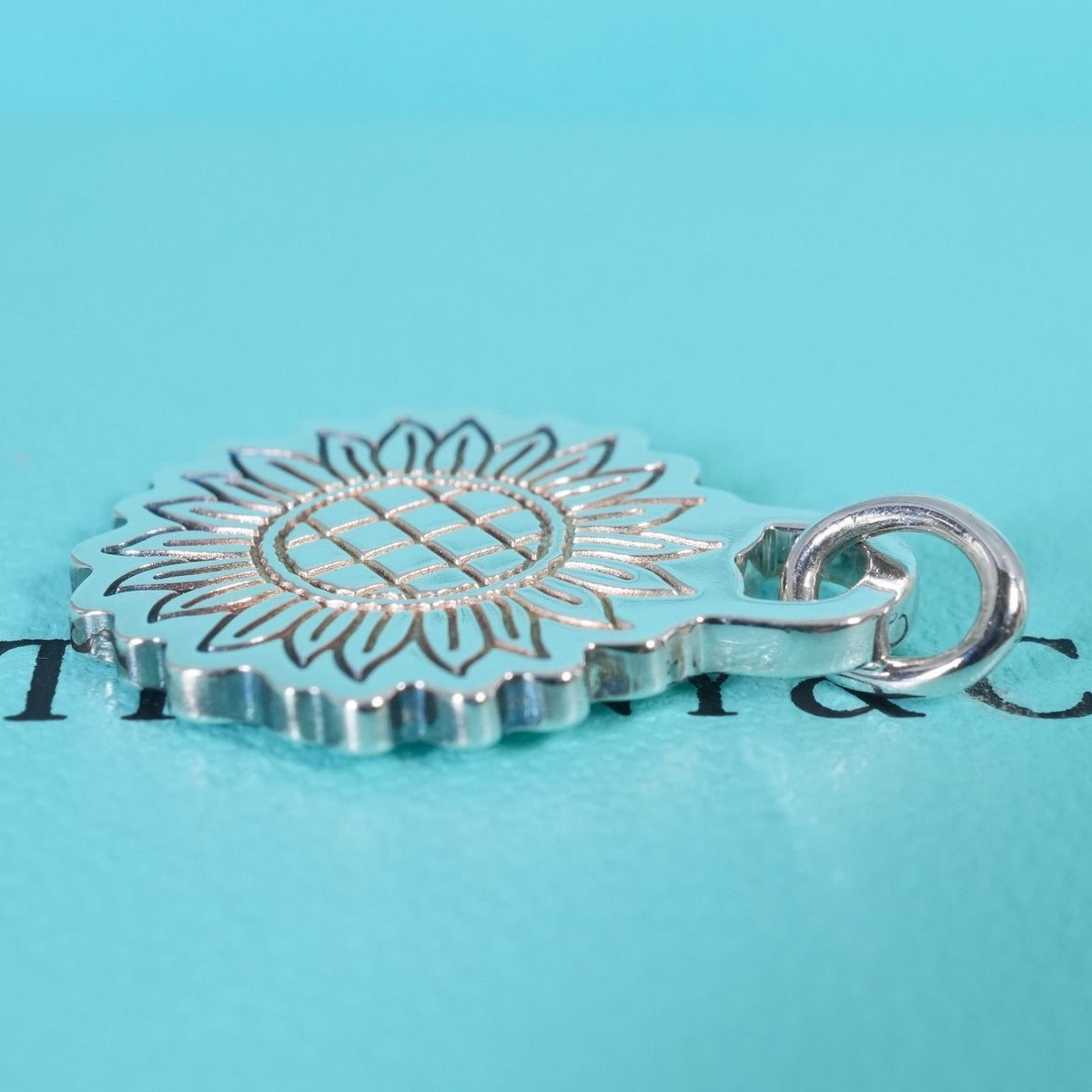 Tiffany & Co Sterling Silver 925 Go Women 2020 Sunflower Pendant Top Charm