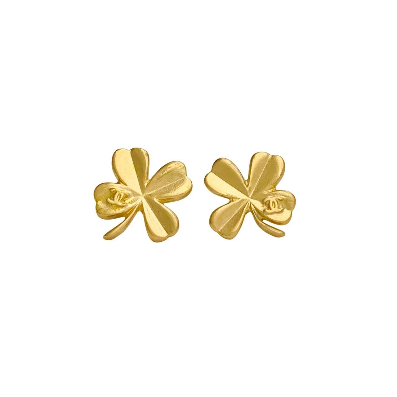 Chanel Authentic 03P Coco Mark Four Leaf Clover Gold GP Logo Earrings Used Great