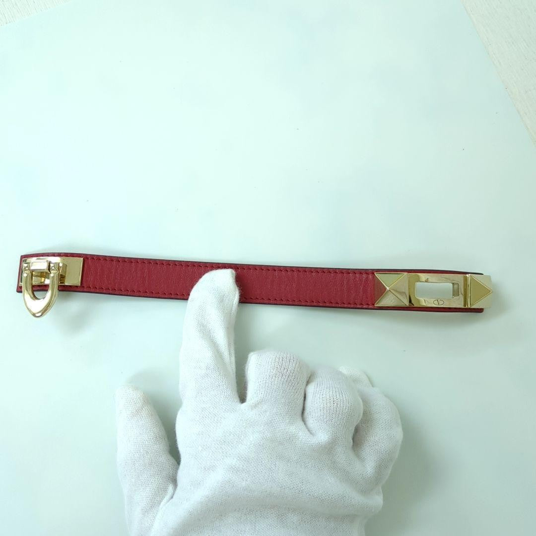 Valentino Garavani Red Leather Gold Studded Bracelet Size M 21.7cm 8.5" Used