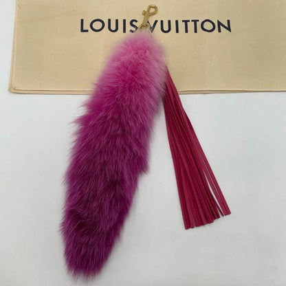 Louis Vuitton Authentic Foxy Pompom Fox Fur Bag Charm Pink 46 cm 18.1" Used