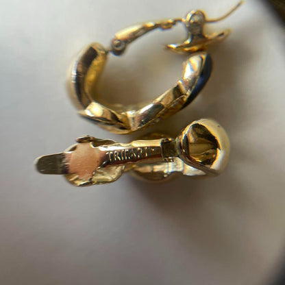 Trifari Gold Black Stone Vintage Earrings Japan Used