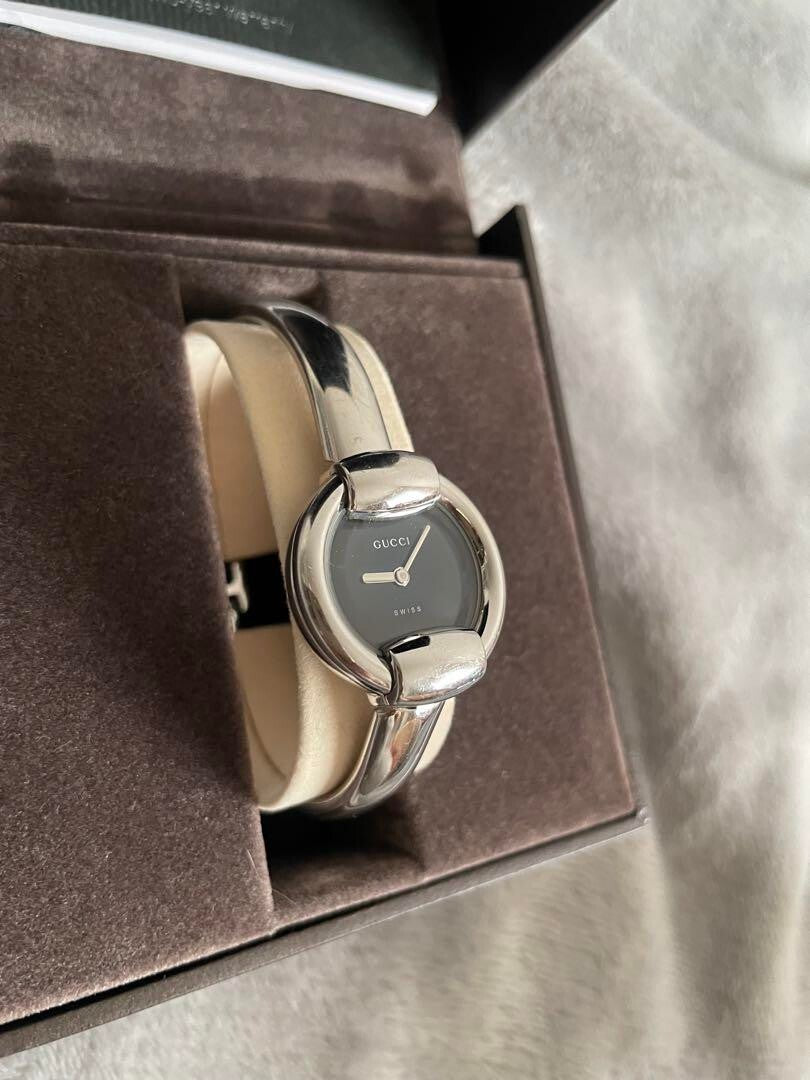 GUCCI 1400L Women's Watch Stainless Steel Black Dial Swiss Made Quartz Used Auth
