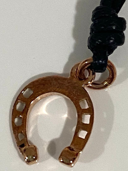 Pomellato Dodo 9k Rose Gold Mini Horseshoe Charm Pendant Necklace Near Mint