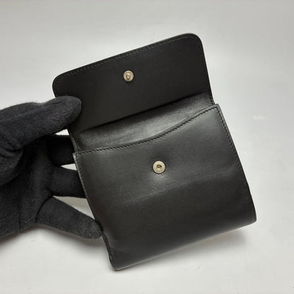 Gucci G Logo Compact Bifold Black Leather Wallet Card Slots Used