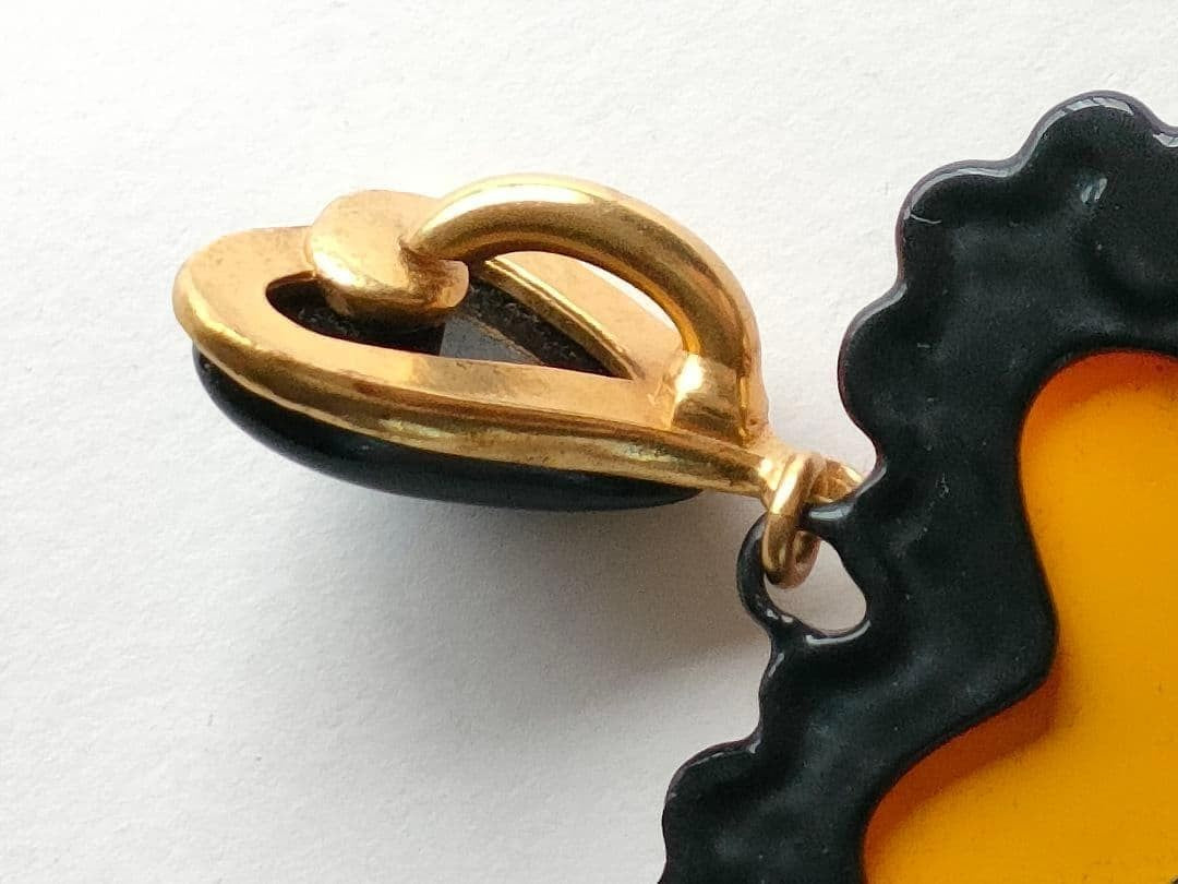 Christian Lacroix Heart Motif Pendant Top 5.0x8.2cm 2.0x3.2" Vintage Used Yellow
