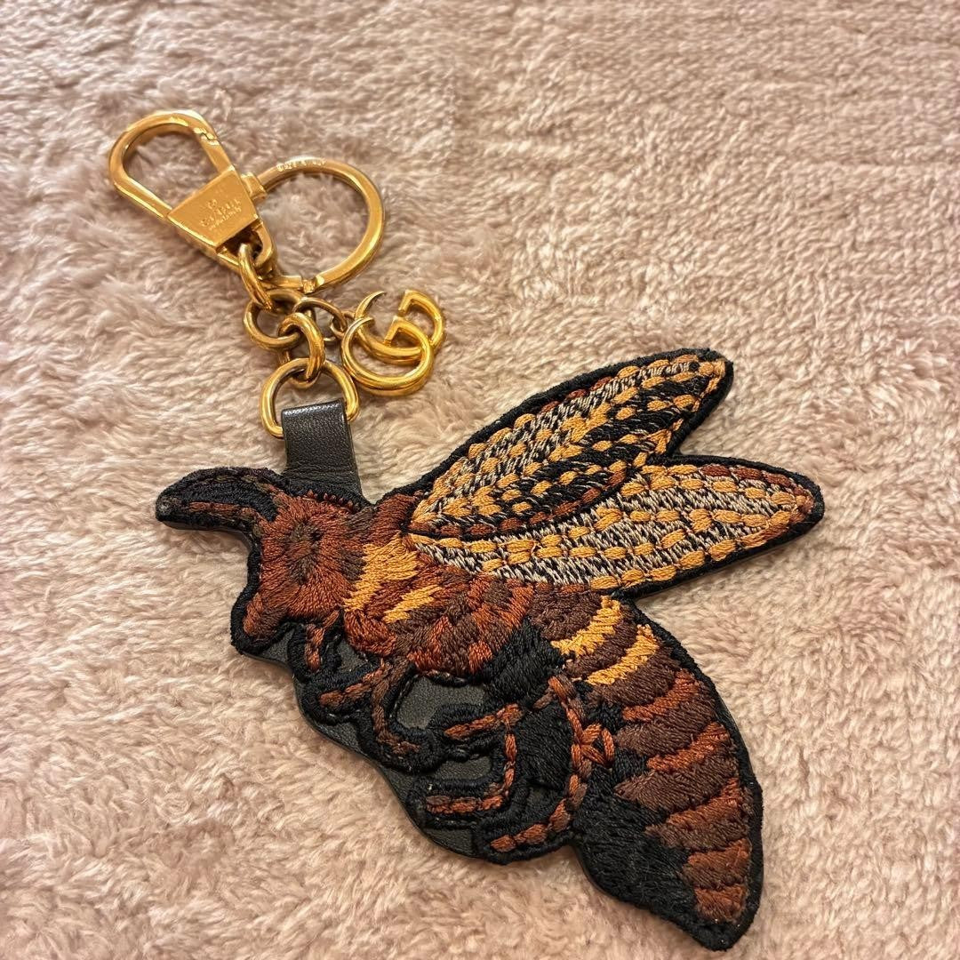 Gucci GG Bee Embroidered Keychain Bag Charm Key Holder