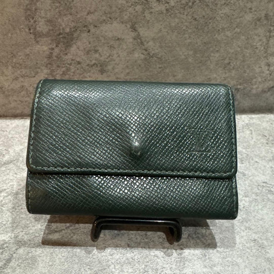 Louis Vuitton Authentic Taiga Leather Multicles Key Case Dark Green Used
