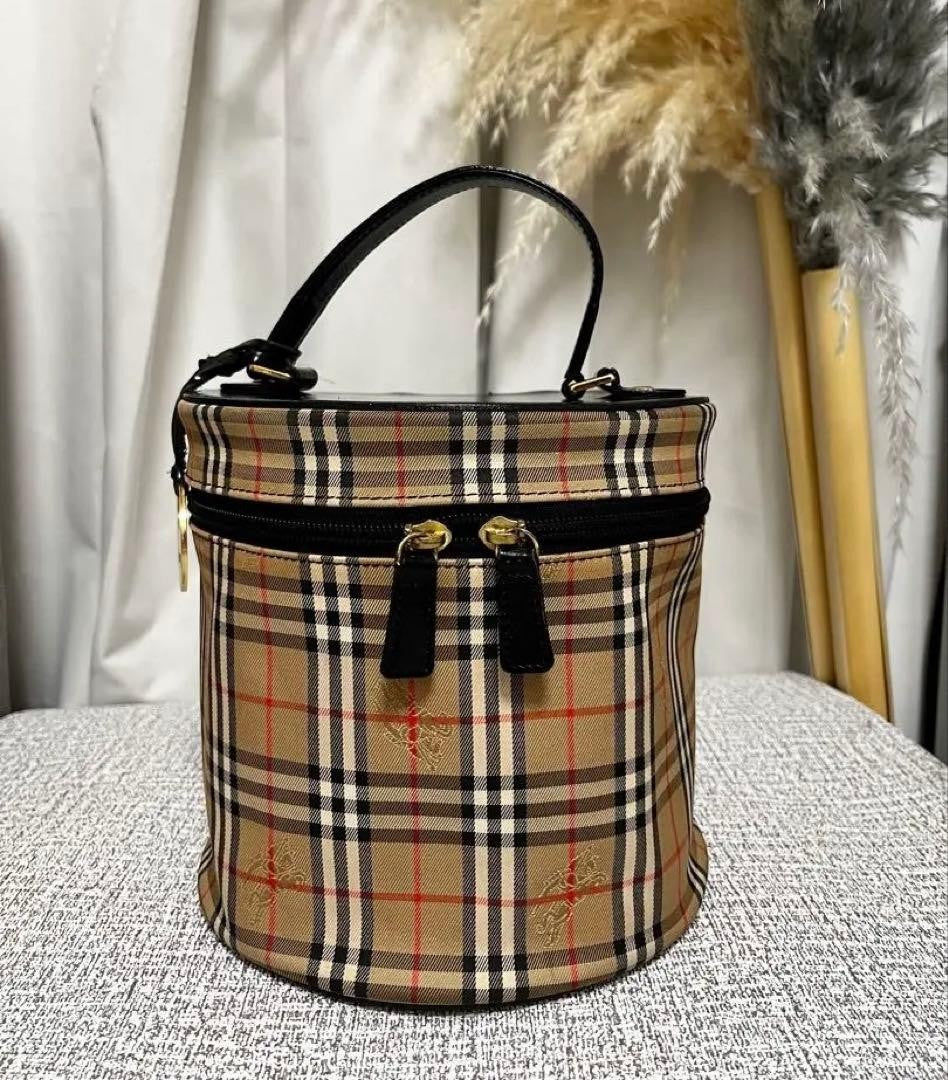 Burberrys Canvas Leather Nova Check Shadow Horse Vanity Bag Beige Hand Bag