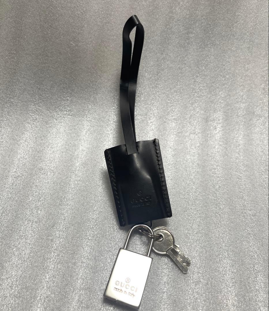 Authentic Gucci Black Leather Clochette Padlock Cadena 2 Keys Set  Bag Charm