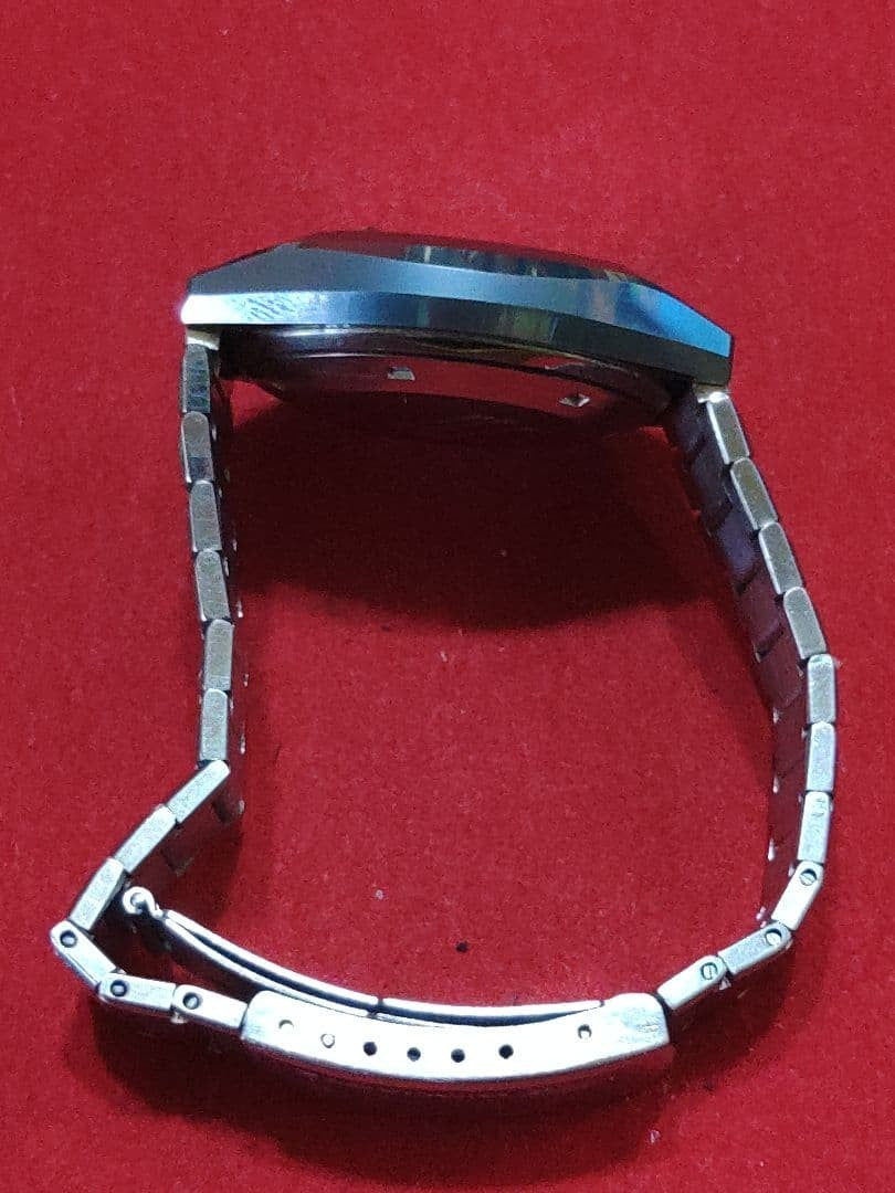 RICOH REQUARTZ 591005 Tiger Eye Dial Analog Date Watch Men Battery Replaced