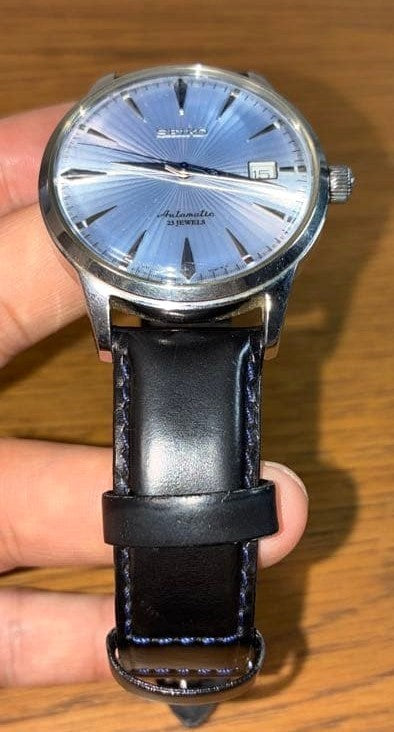 SEIKO Automatic 23 Jewels 6R15-01S0 Watch Silver Sunray Dial Date Leather Band