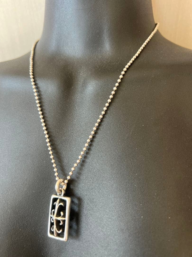 A&G 90s Frame Cross Pendant Necklace Ball Chain Silver 925 USA 35mm Vintage Used