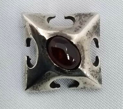 A&G Silver 925 Pendant Top Cross Gothic Garnet Red Cabochon Stone Used 2cm 0.7"