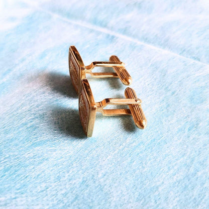 Burberrys Burberry Vintage Horseman Logo Gold Square Cufflinks Used Authentic