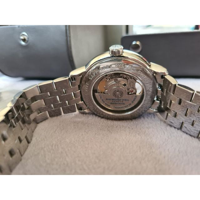 Near Mint Raymond Weil Maestro 2227-ST-00659 Automatic Stainless Steel Watch Men