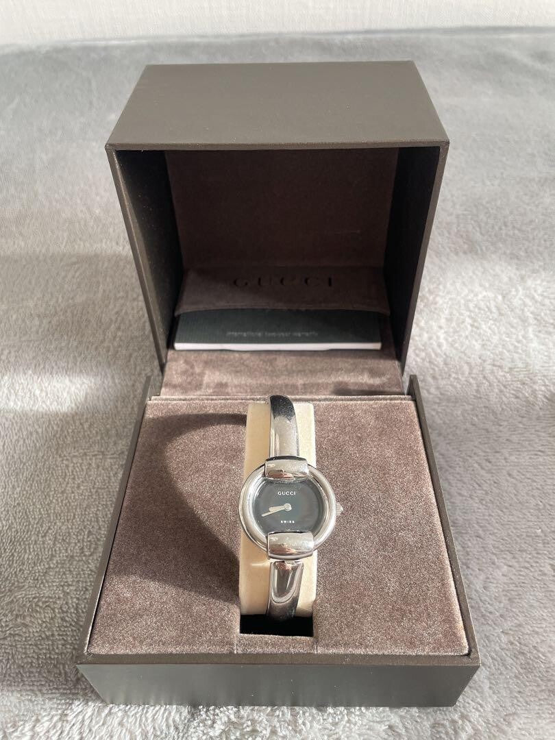 GUCCI 1400L Women's Watch Stainless Steel Black Dial Swiss Made Quartz Used Auth