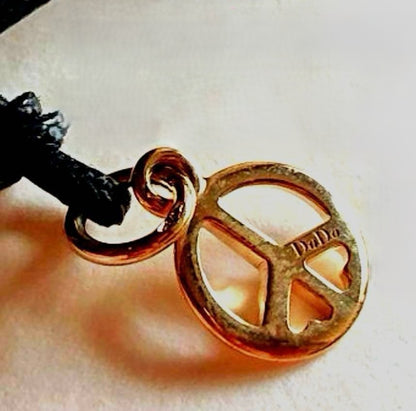 Pomellato Dodo Peace Sign 9K Gold Black Leather Cord Necklace Used Excellent