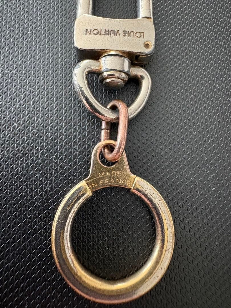 Louis Vuitton Authentic Anneau Cles Key Ring Gold Color Metal Keychain Used