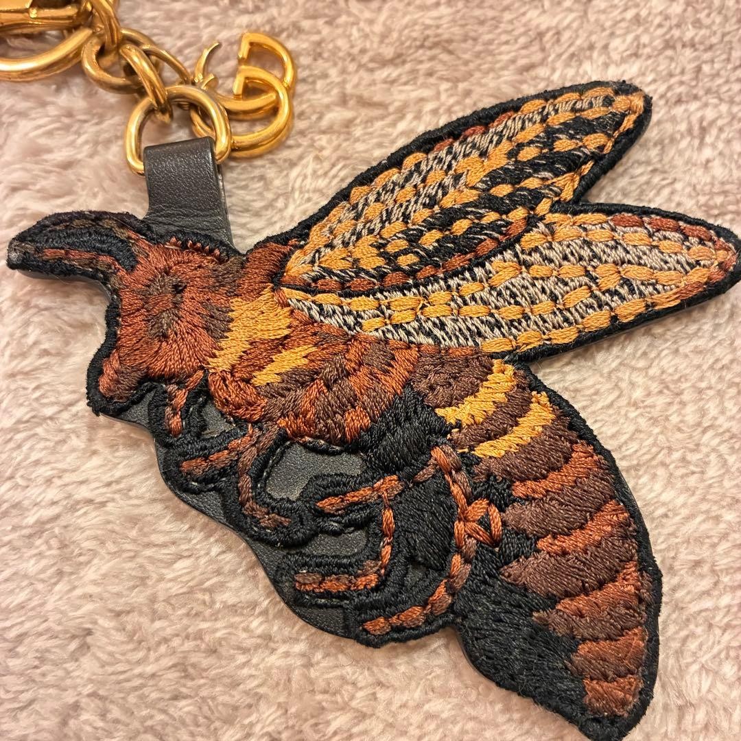 Gucci GG Bee Embroidered Keychain Bag Charm Key Holder