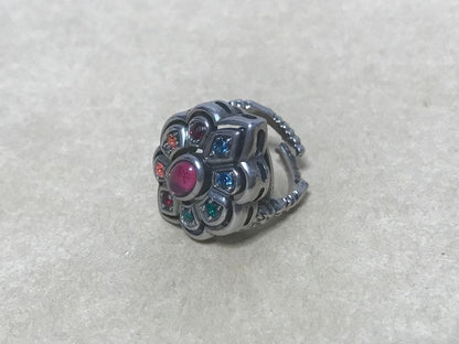 Extremely Rare Gucci Alessandro Michele Crystals Flower Ring Silver Tone Metal