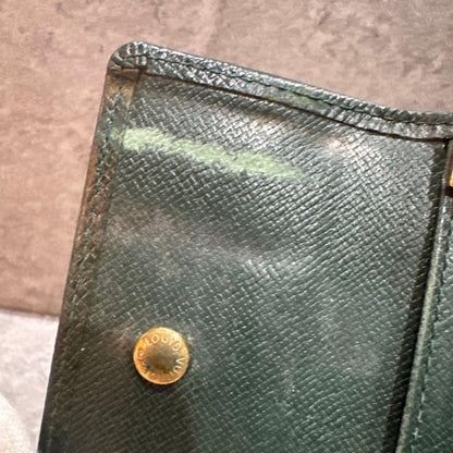 Louis Vuitton Authentic Taiga Leather Multicles Key Case Dark Green Used
