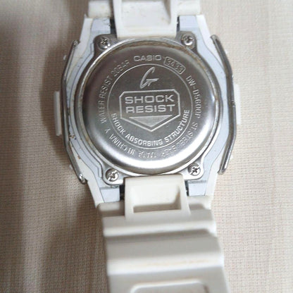 CASIO G-SHOCK DW-D5600P Mens Digital Watch White Resin 20BAR Battery Replaced
