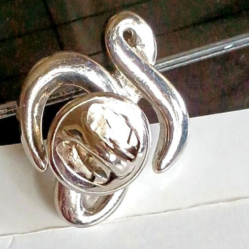 LOEWE Crystal Logo Brooch Pin Silver Tone Rhinestone L Letter Vintage Spain