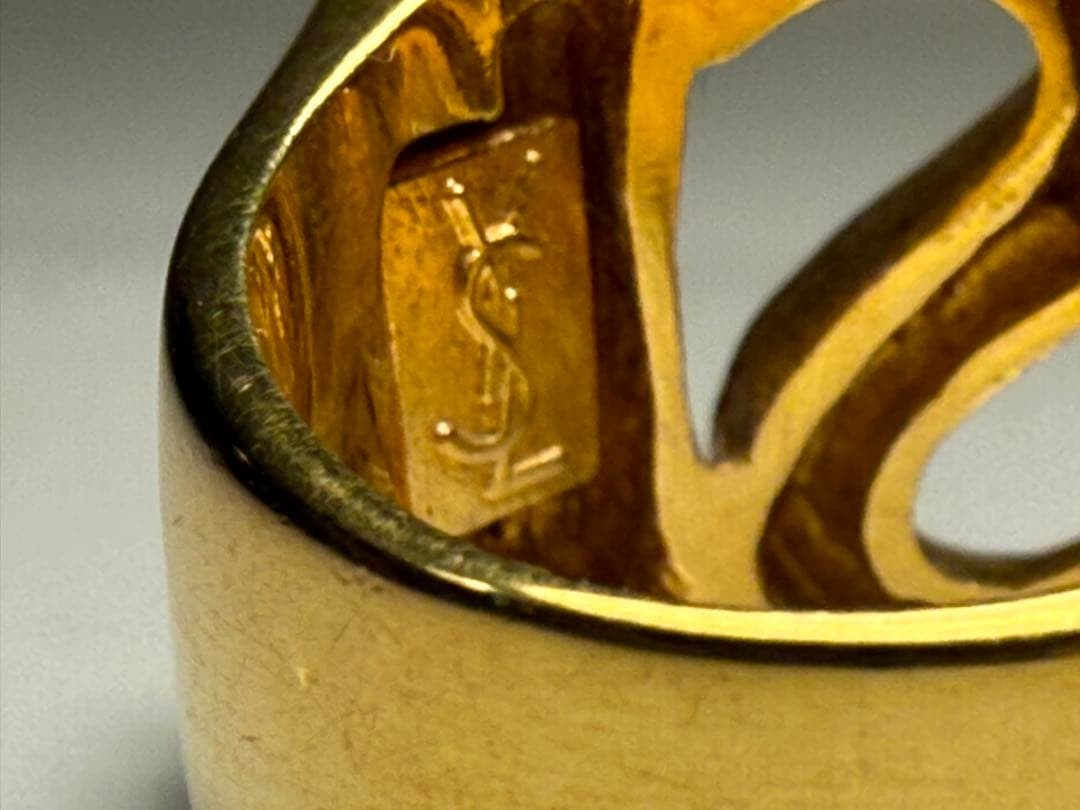 Yves Saint Laurent YSL Cassandra Logo Gold Tone Ring Size 53.5 US 6.5 Excellent