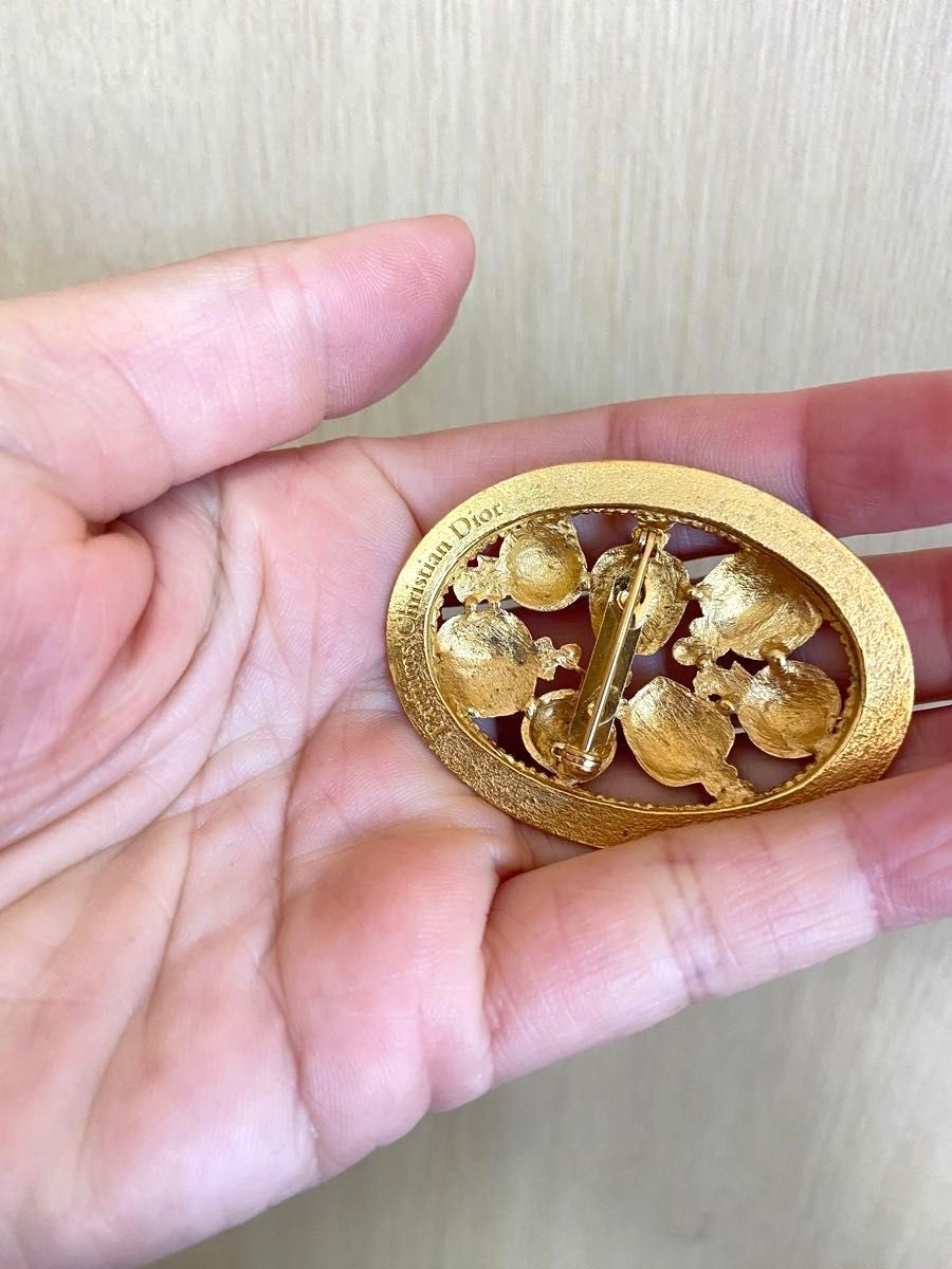 Christian Dior Perfume Bottle Motif Brooch Pin Gold Tone Vintage Oval Jewelry