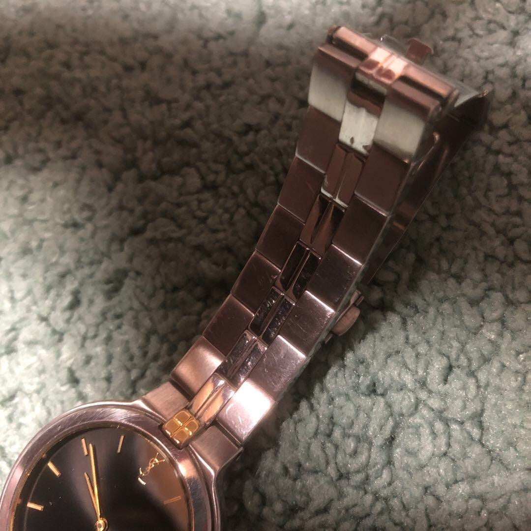Yves Saint Laurent Vintage 9620-H13821Y Round Black Dial Wristwatch Quartz