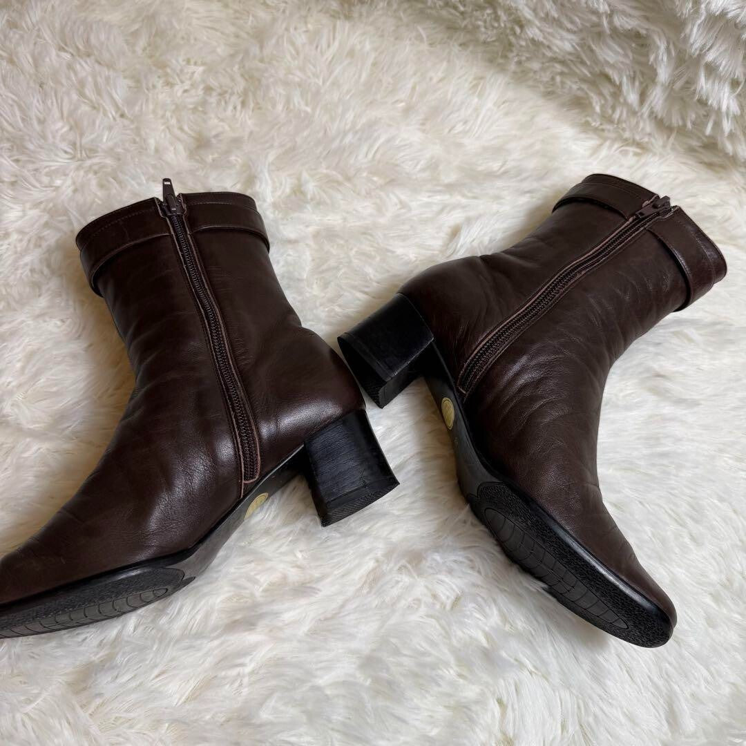 Yves Saint Laurent Brow Leather Side Zipp Short Boots Women Size 35.5 US 5.5