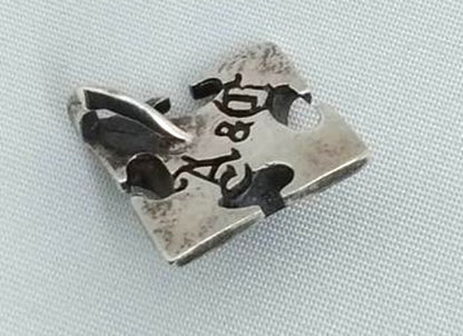 A&G Silver 925 Pendant Top Cross Gothic Garnet Red Cabochon Stone Used 2cm 0.7"