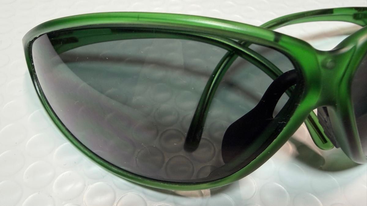 Arnette Vtg 90s Sport Sunglasses Green Frame Lightweight Outdoor Used Y2K