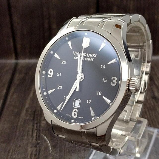 VICTORINOX Swiss Army Alliance 241473 Quartz Analog Date Watch Battery Replaced