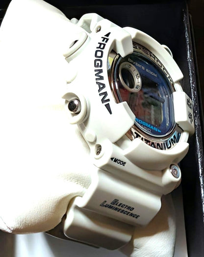 Casio G-SHOCK Frogman DW-8200LG-8JR White Titanium Diver Watch 200m EL Used
