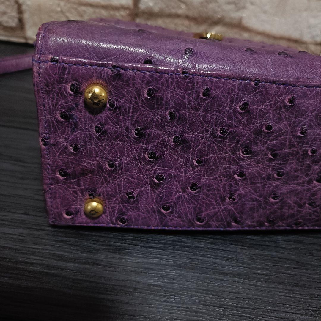 Vintage ENRIQUE LOEWE KNAPPE Purple Ostrich Leather Shoulder Bag Gold Hardware