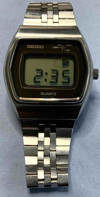 SEIKO Quartz 0533-5000 Vintage Digital LCD Watch Stainless Steel 1970s Japan